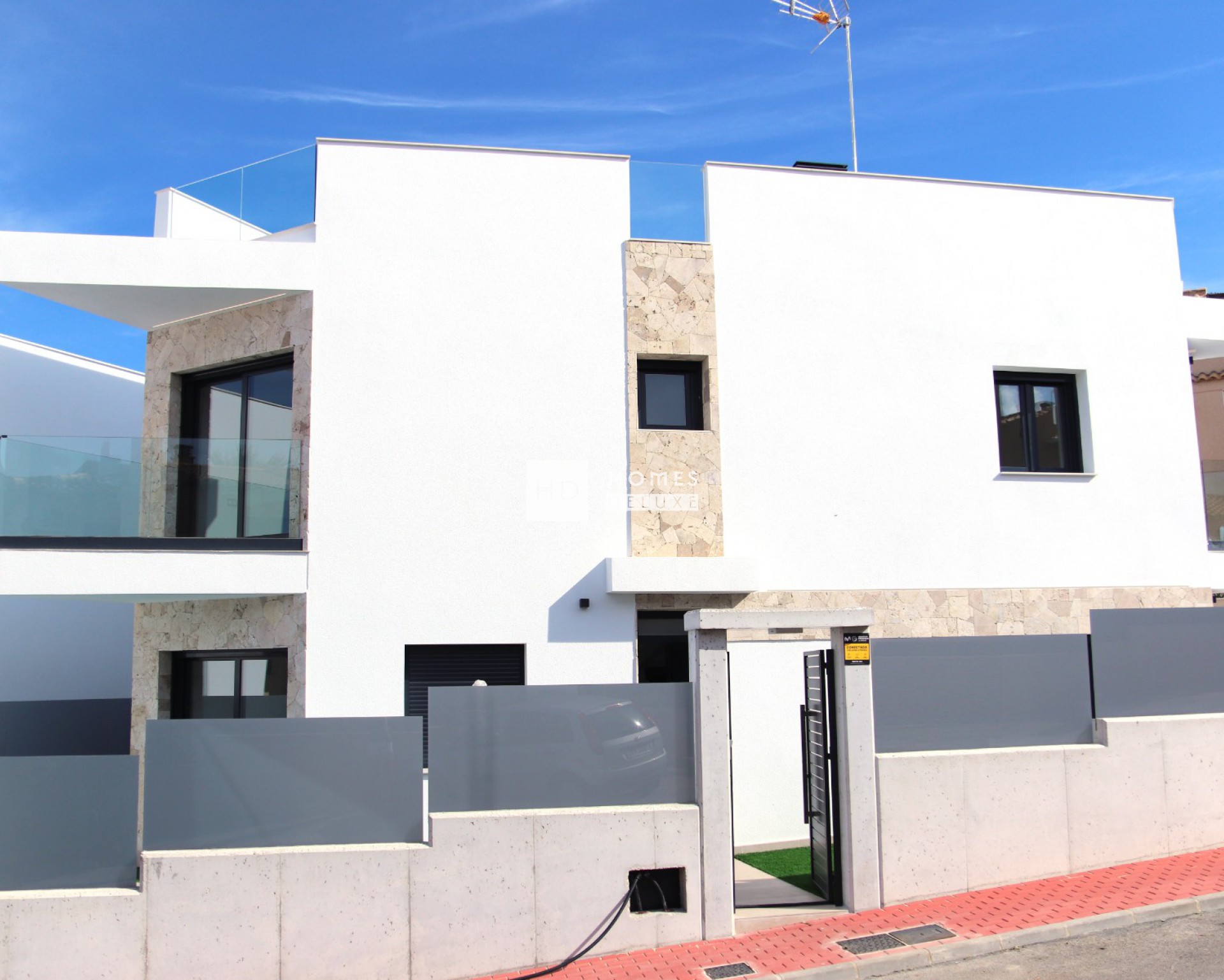 Nouveau bâtiment - Villas - La Mata