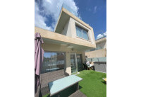 Resale - Villas - Mil Palmeras - Urb. Mil Palmeras