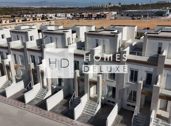 Townhouses - New Build - Gran Alacant - Gran Alacant