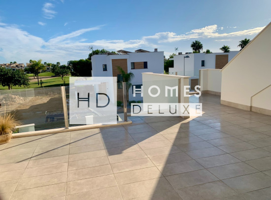 Nouveau bâtiment - Villas - Los Alcazares - Roda Golf