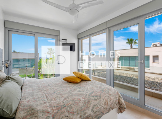Resale - Villas - Los Montesinos - Vistabella Golf