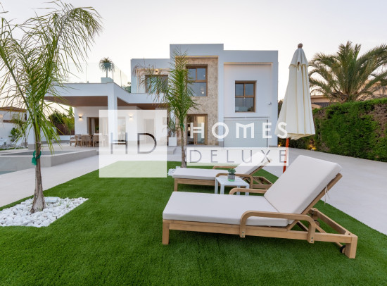 Nueva construcción  - Villas - Campoamor