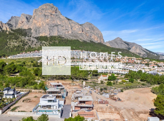 New Build - Villas - Polop