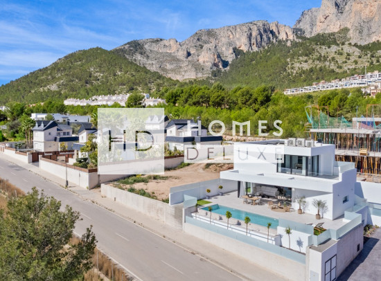 New Build - Villas - Polop