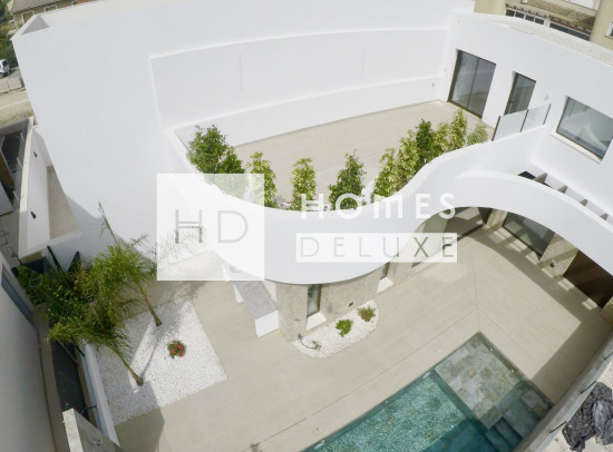 Nieuw Gebouw - Villas - Heredades