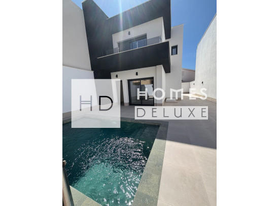 Nouveau bâtiment - Villas - Heredades