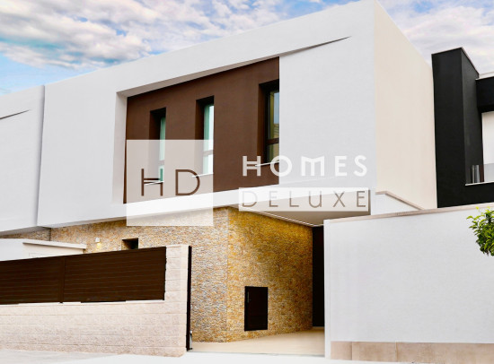 Nieuw Gebouw - Villas - Heredades