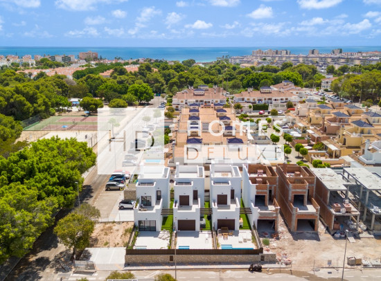 Nouveau bâtiment - Villas - Mil Palmeras - Urb. Mil Palmeras