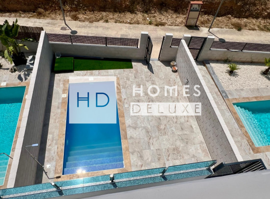 Nieuw Gebouw - Villas - Polop