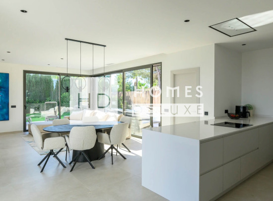 Resale - Villas - Las Colinas Golf - Las Colinas