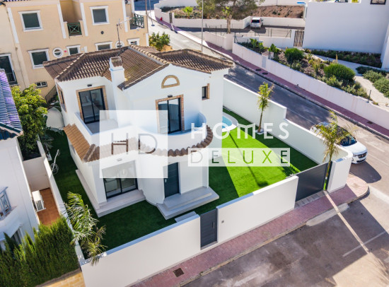 Resale - Villas - Campoamor