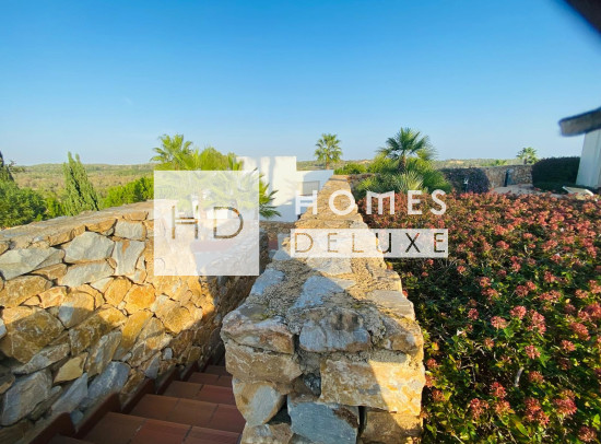 Resale - Villas - Las Colinas Golf - Las Colinas