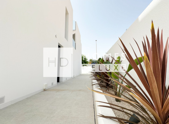 Nieuw Gebouw - Villas - Torre de la Horadada