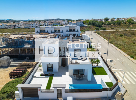 Nueva construcción  - Villas - Los Montesinos - Vistabella Golf