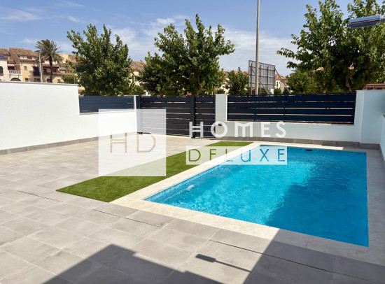 Nieuw Gebouw - Villas - Los Alcazares