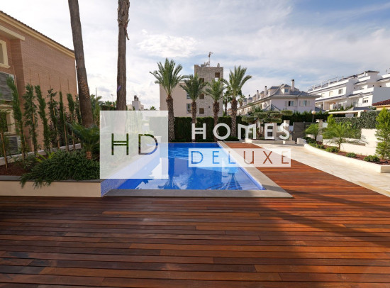 Nieuw Gebouw - Villas - Torrevieja