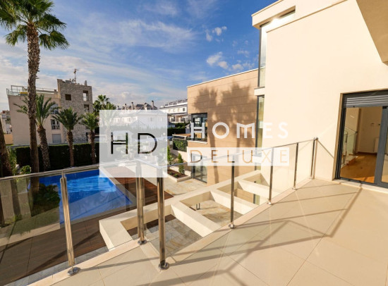 Nieuw Gebouw - Villas - Torrevieja