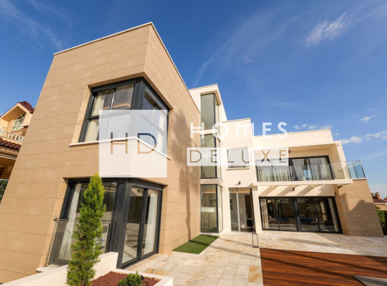 Nieuw Gebouw - Villas - Torrevieja