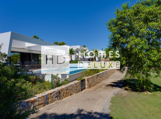 Resale - Villas - Las Colinas Golf - Las Colinas
