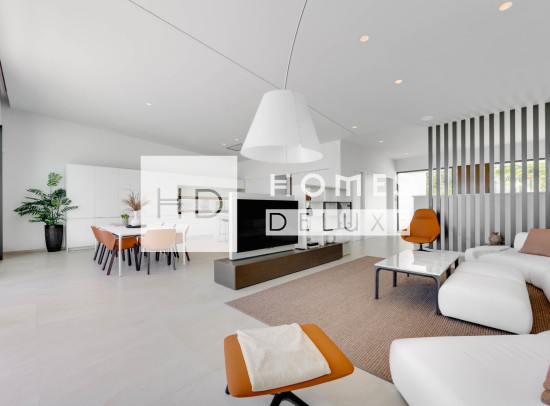 Resale - Villas - Las Colinas Golf - Las Colinas