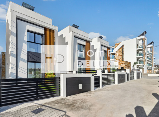 Nieuw Gebouw - Villas - Torrevieja