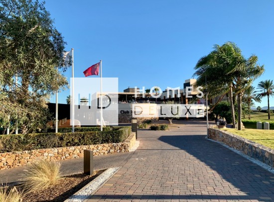 New Build - Villa / Semi semi-detached - Los Alcazares - Roda Golf